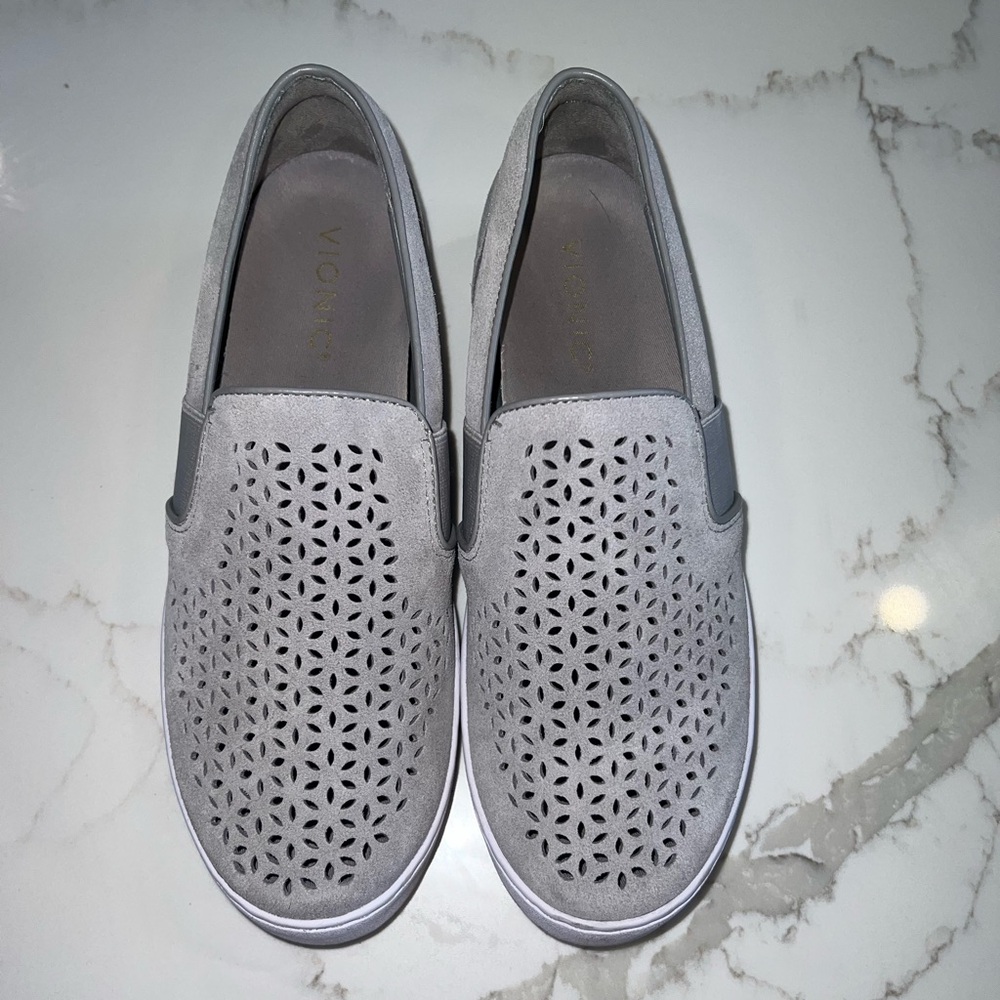 Vionic Shoes - Picture 2 of 6